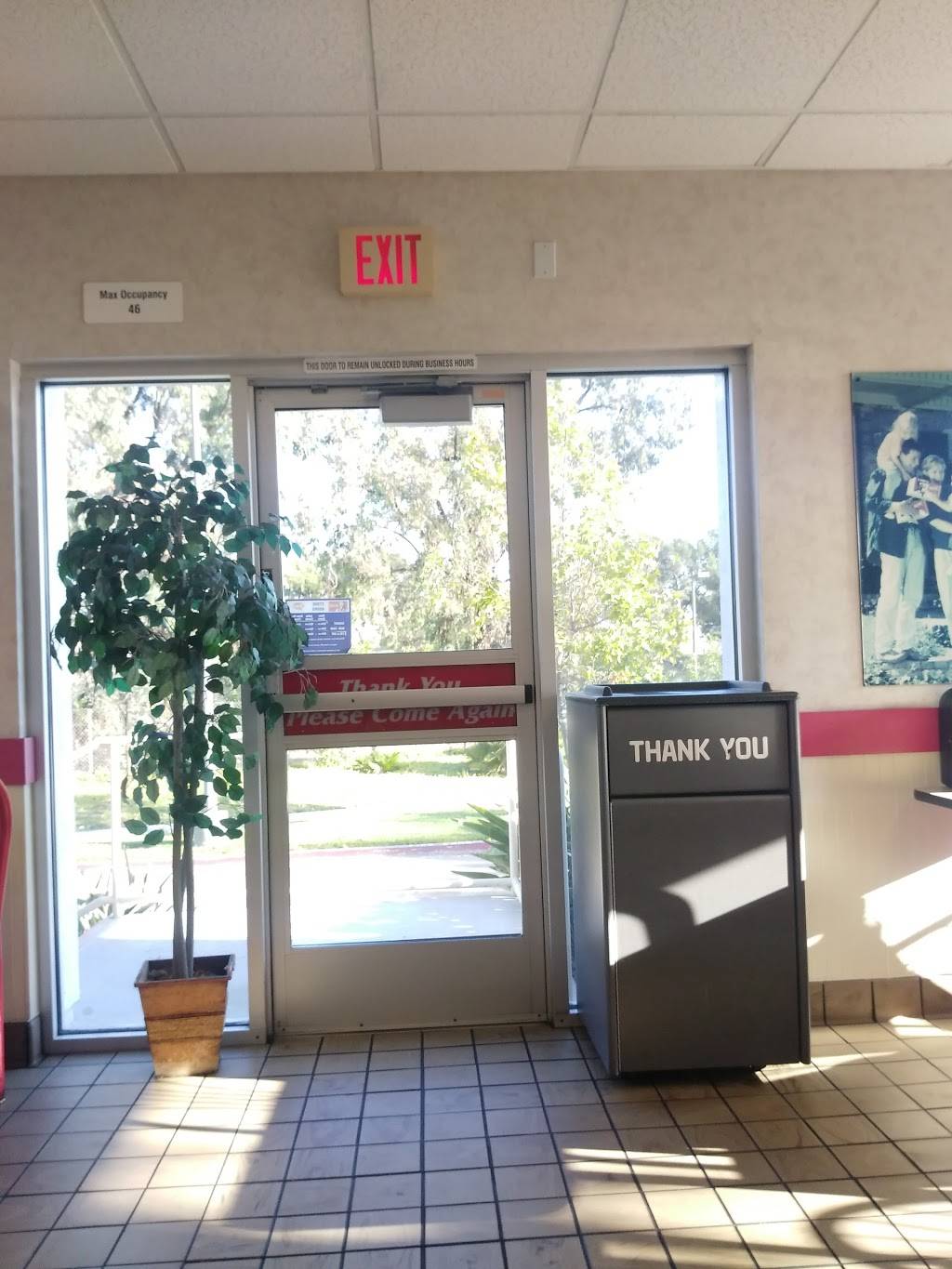 KFC | restaurant | 4380 Palm Ave, San Diego, CA 92154, USA | 6196906362 OR +1 619-690-6362