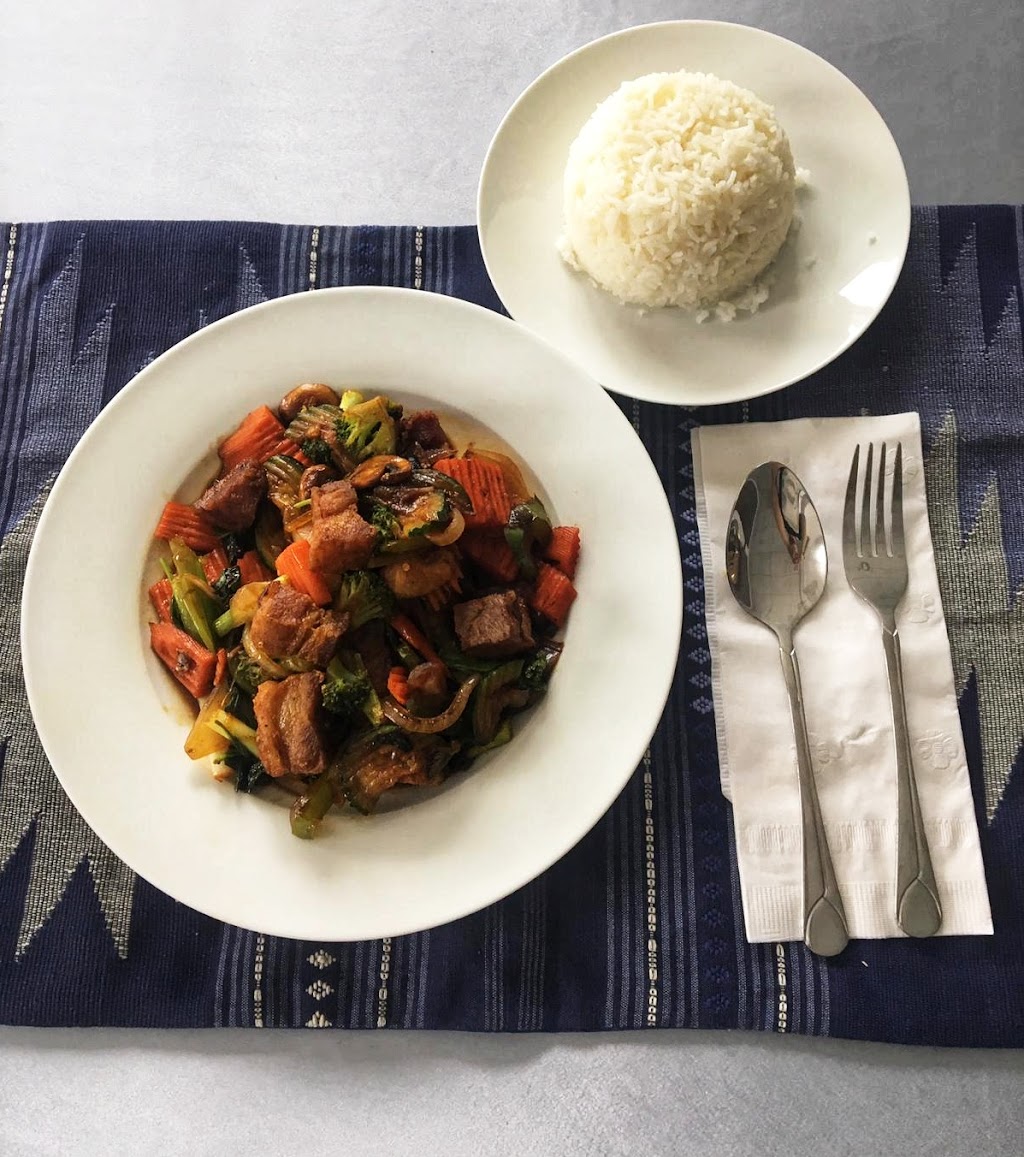 Vientiane Kitchen | restaurant | 701 Castle St, Wilmington, NC 28401, USA | 9106608789 OR +1 910-660-8789