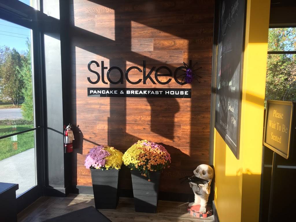 Stacked Pancake & Breakfast House Wasaga Beach | restaurant | 1890 Mosley St #5, Wasaga Beach, ON L9Z 1Z4, Canada | 7054295555 OR +1 705-429-5555