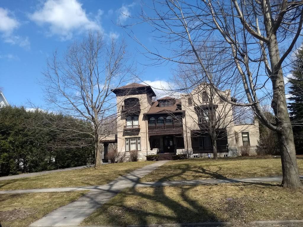 Ives Hill Country Club | restaurant | 465 W Flower Ave, Watertown, NY 13601, USA | 3157754837 OR +1 315-775-4837