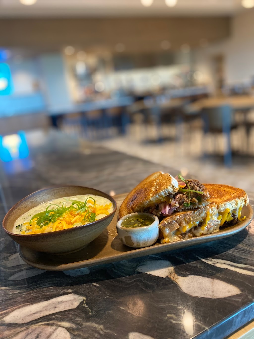 Anchor and Hearth | restaurant | 100 Convention Ctr Wy, Baytown, TX 77520, USA | 2819871234 OR +1 281-987-1234