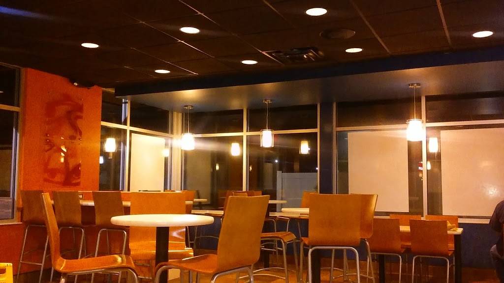 Taco Bell | meal takeaway | 70 Homer Adams Pkwy, Alton, IL 62002, USA | 6184668897 OR +1 618-466-8897