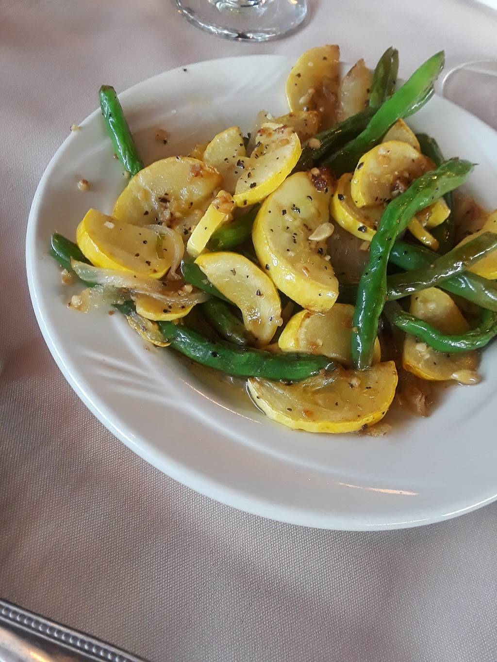 Gregorys Steak and Seafood Grille | restaurant | 900 N Atlantic Ave, Cocoa Beach, FL 32931, USA | 3217992557 OR +1 321-799-2557