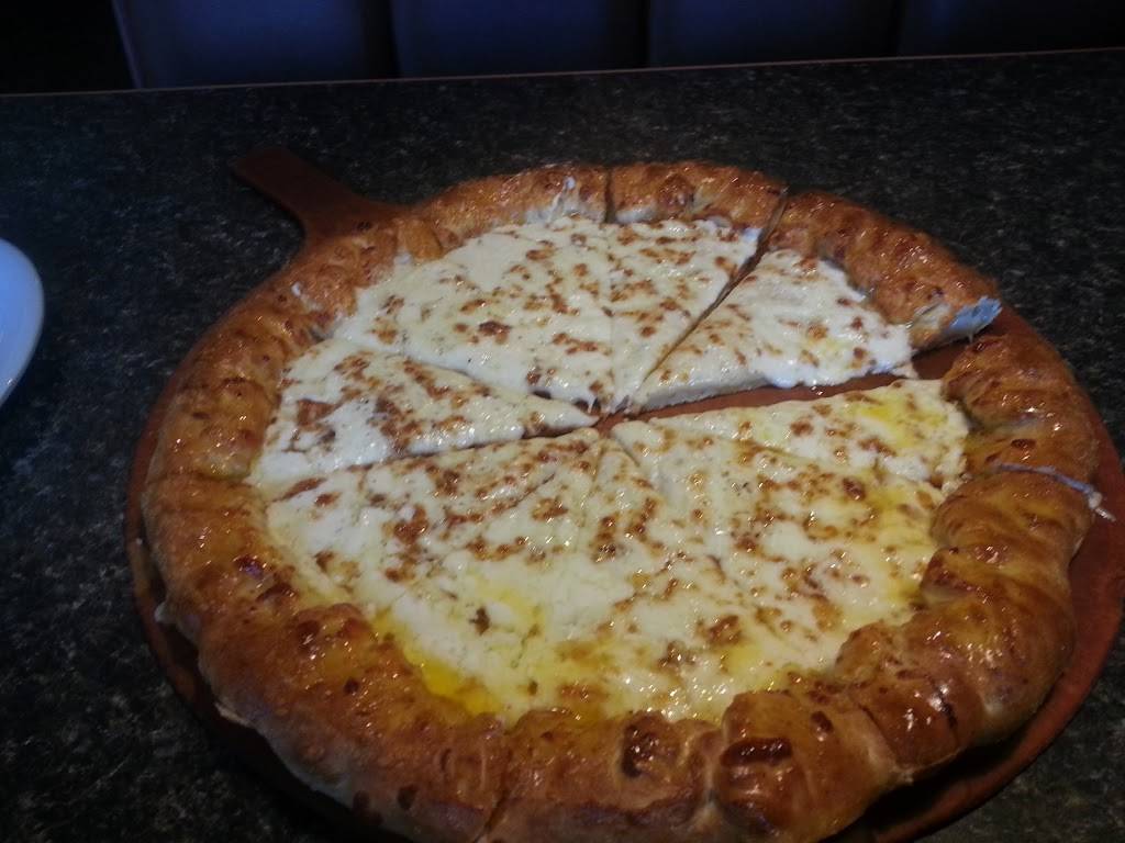 Pizza Hut | meal takeaway | 974 Barnes Crossing Rd, Tupelo, MS 38801, USA | 6628427710 OR +1 662-842-7710