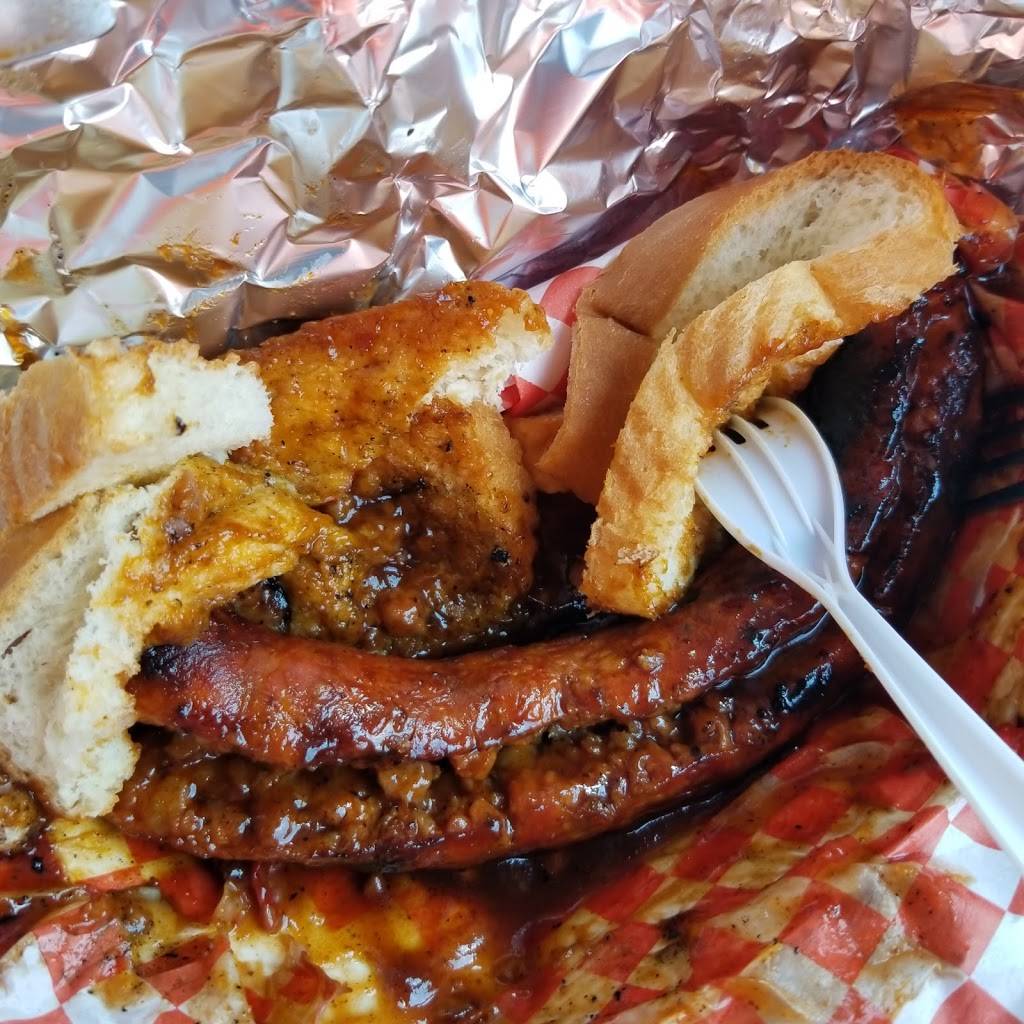 The Slab Bar-B-Que | restaurant | 1918 E 71st St, Chicago, IL 60649, USA | 7739665018 OR +1 773-966-5018