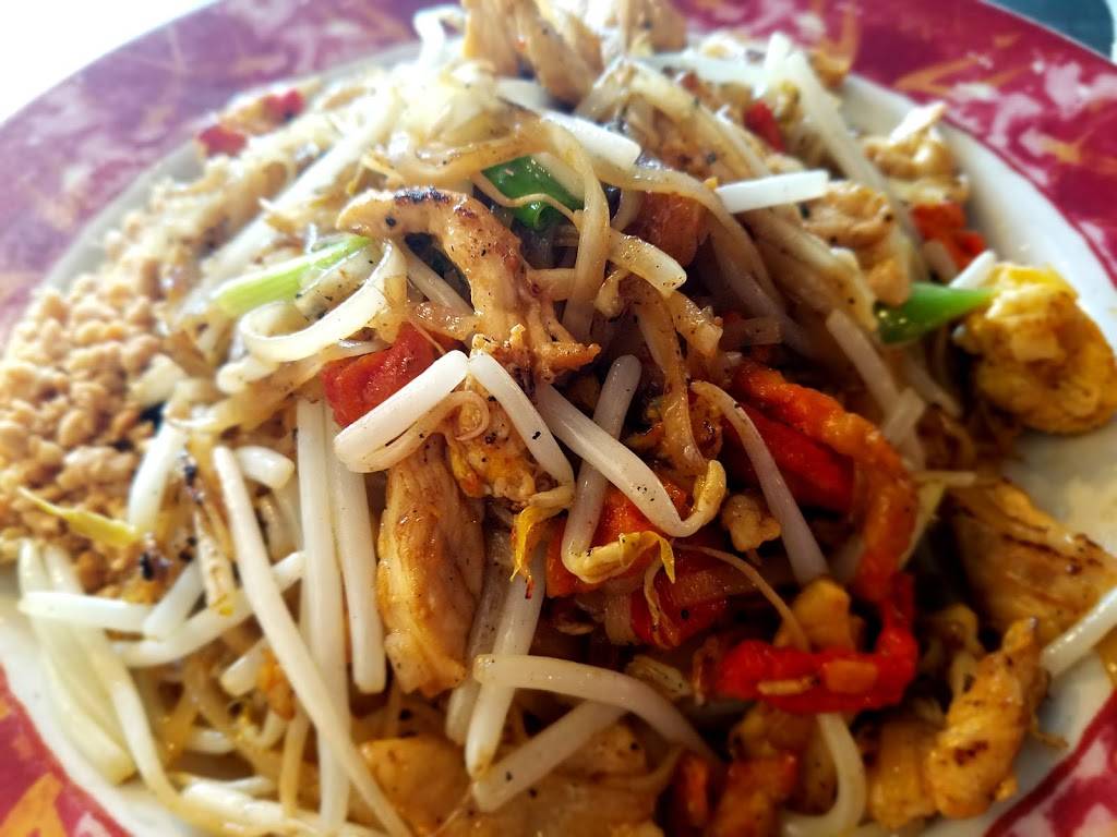 Thai Pilin Restaurant | restaurant | 8385 Leesburg Pike, Vienna, VA 22182, USA | 7035569191 OR +1 703-556-9191