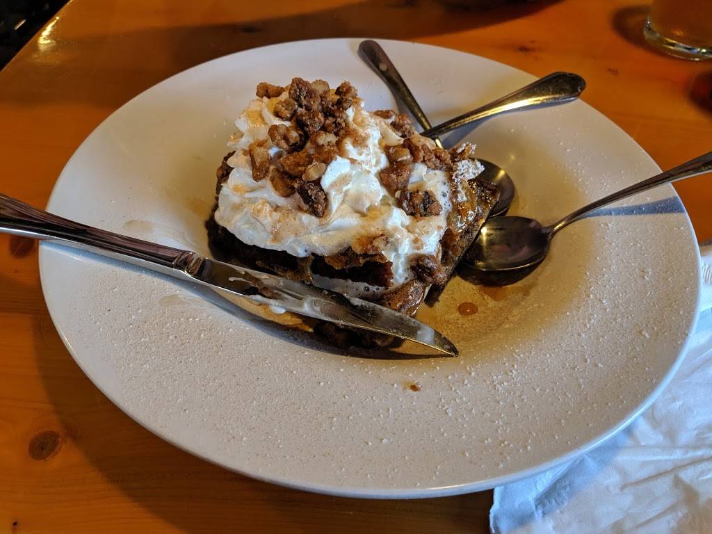 Breakers | restaurant | 967 N Straits Hwy, Topinabee, MI 49791, USA | 2312387544 OR +1 231-238-7544