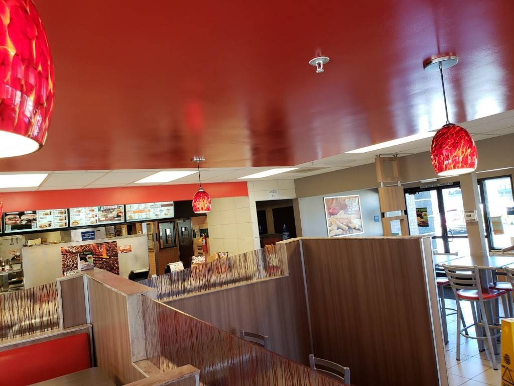 Burger King | restaurant | 30 Cabrillo Hwy N, Half Moon Bay, CA 94019, USA | 6507261182 OR +1 650-726-1182