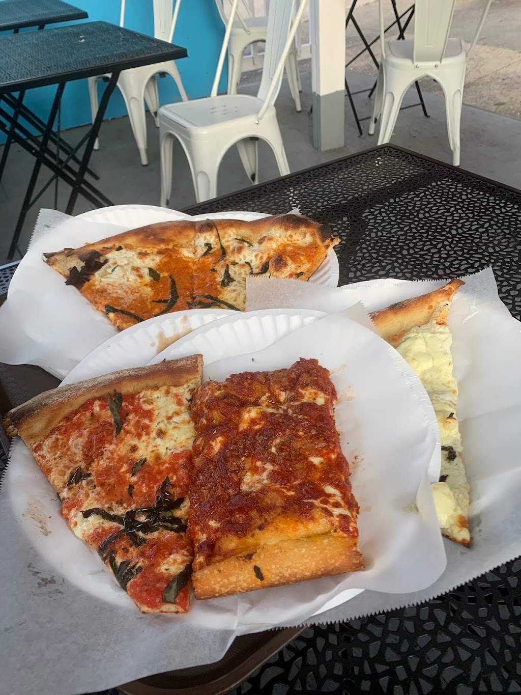 Soho Square Pizza | restaurant | 437 3rd Ave, Brooklyn, NY 11215, USA | 7187227200 OR +1 718-722-7200