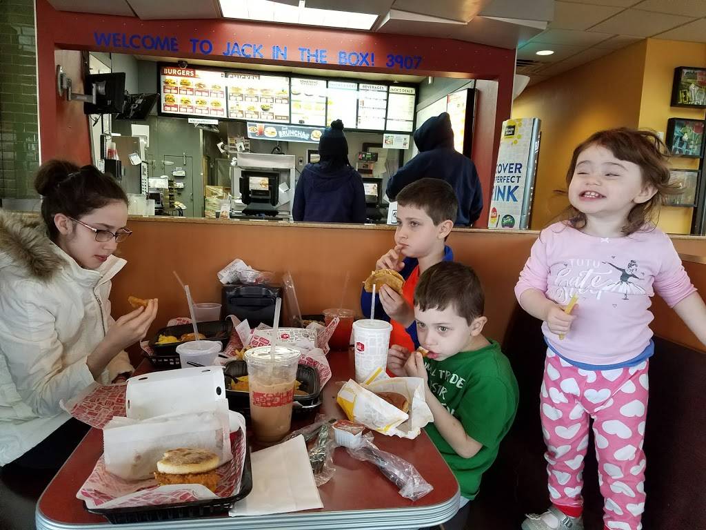 Jack in the Box | restaurant | 2702 Reid Blvd, Pearland, TX 77581, USA | 2814856669 OR +1 281-485-6669