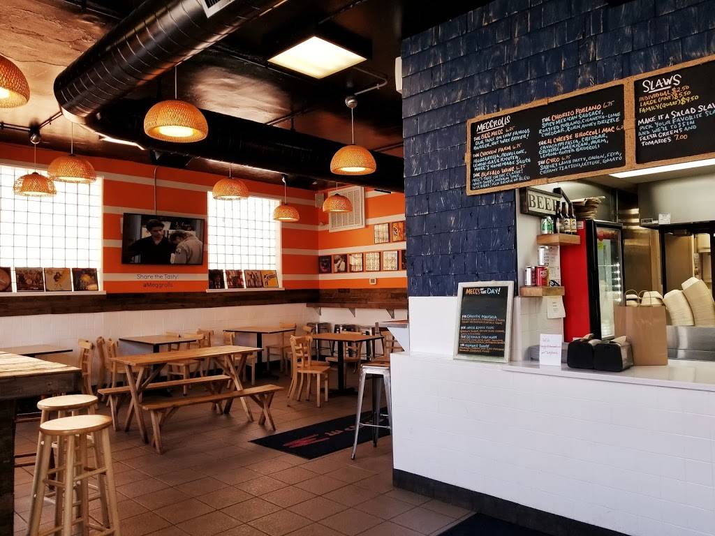 Meggrolls | restaurant | 107 N Fayette St, Alexandria, VA 22314, USA | 5713120399 OR +1 571-312-0399