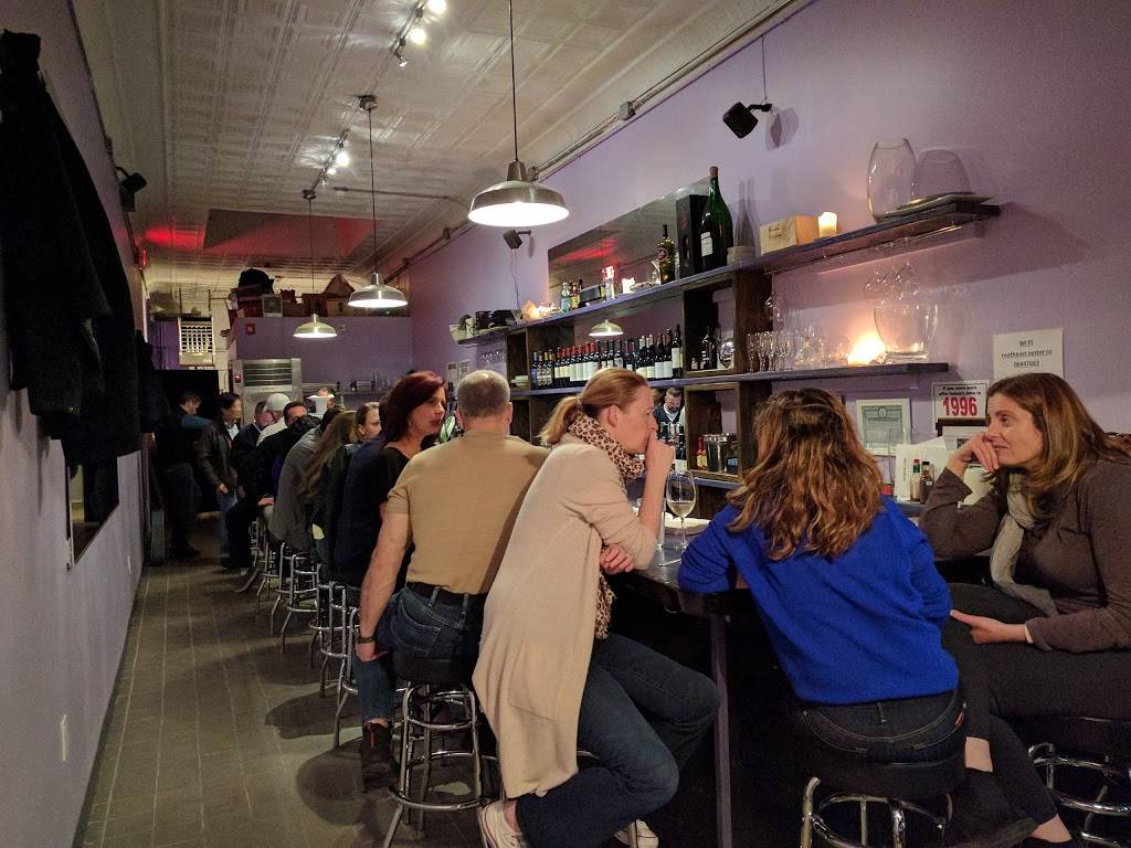 North East Oyster Company | restaurant | 139 Hoyt Ave, Mamaroneck, NY 10543, USA | 9143625949 OR +1 914-362-5949