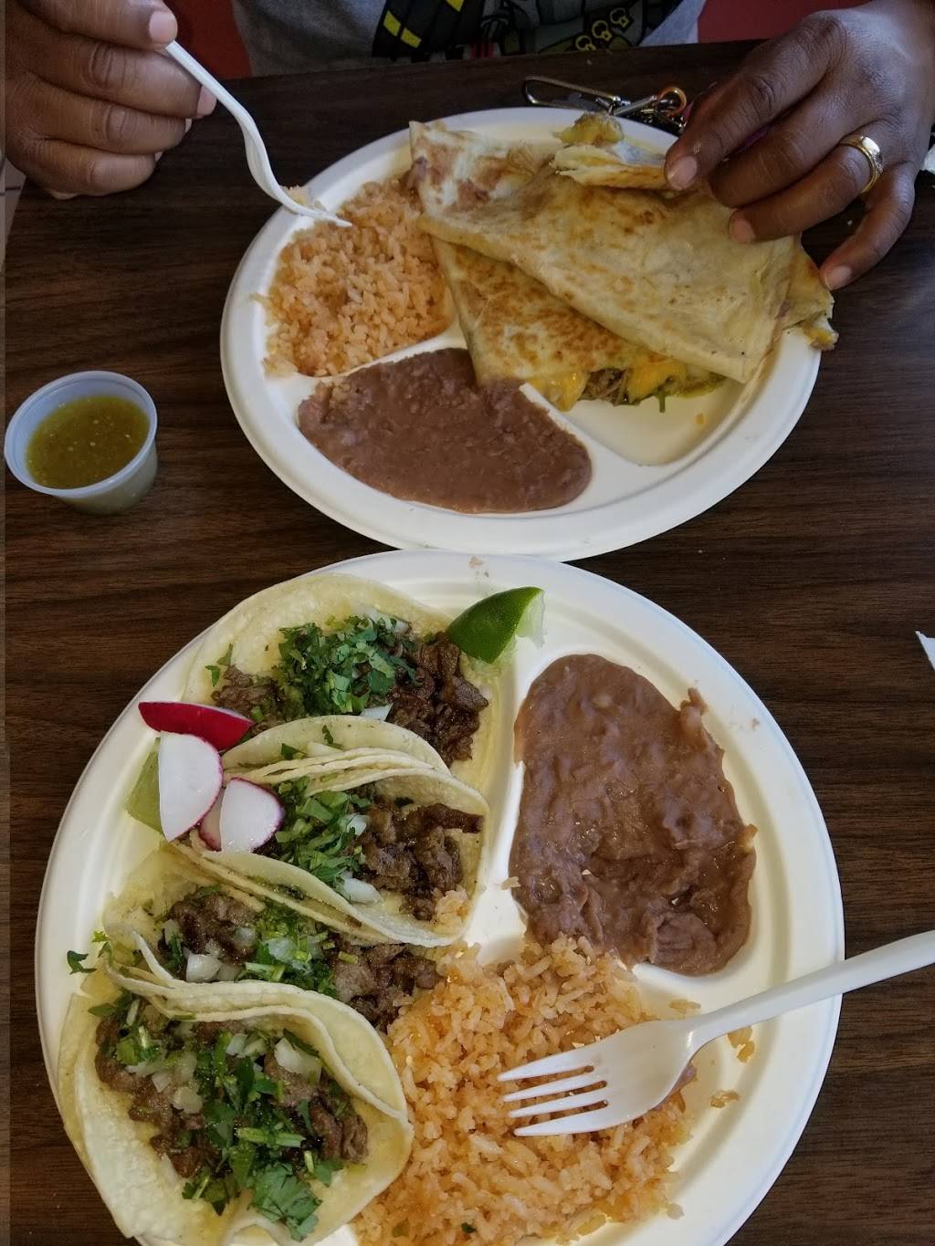 La Villa Mexican Fast Food | restaurant | 384 7th St, Williams, CA 95987, USA | 5303304281 OR +1 530-330-4281