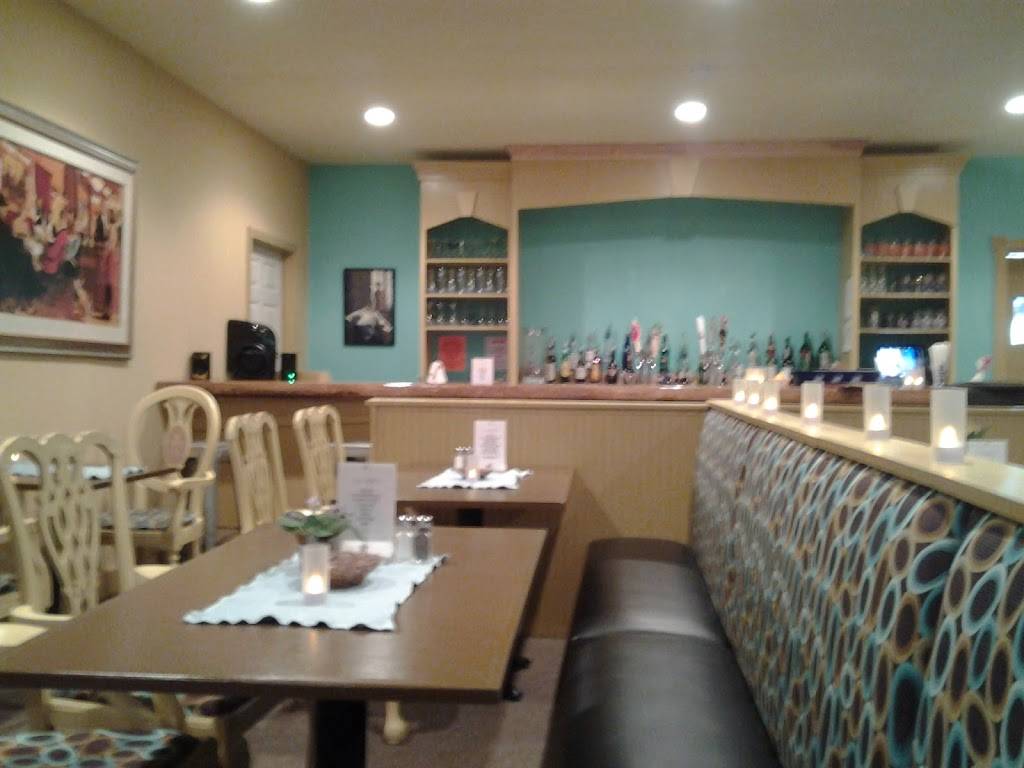 Aunt Gins Restaurant | restaurant | 48 Augusta Rd, Whitefield, ME 04353, USA | 2075494600 OR +1 207-549-4600