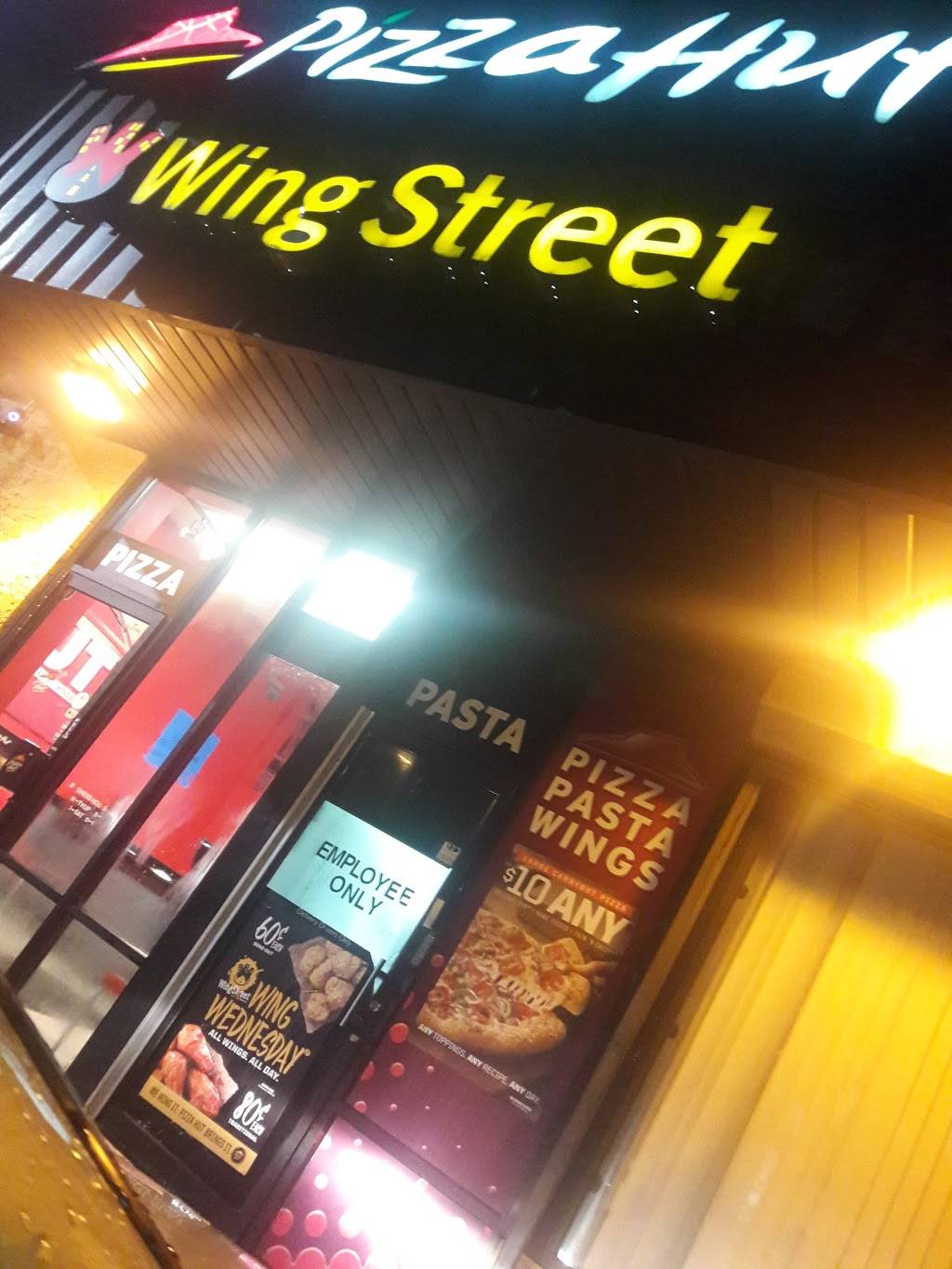 Pizza Hut | restaurant | 4501 Castor Ave, Philadelphia, PA 19124, USA | 2155370888 OR +1 215-537-0888