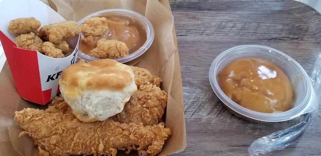 KFC | restaurant | 4812 Outer Loop, Louisville, KY 40219, USA | 5029665439 OR +1 502-966-5439