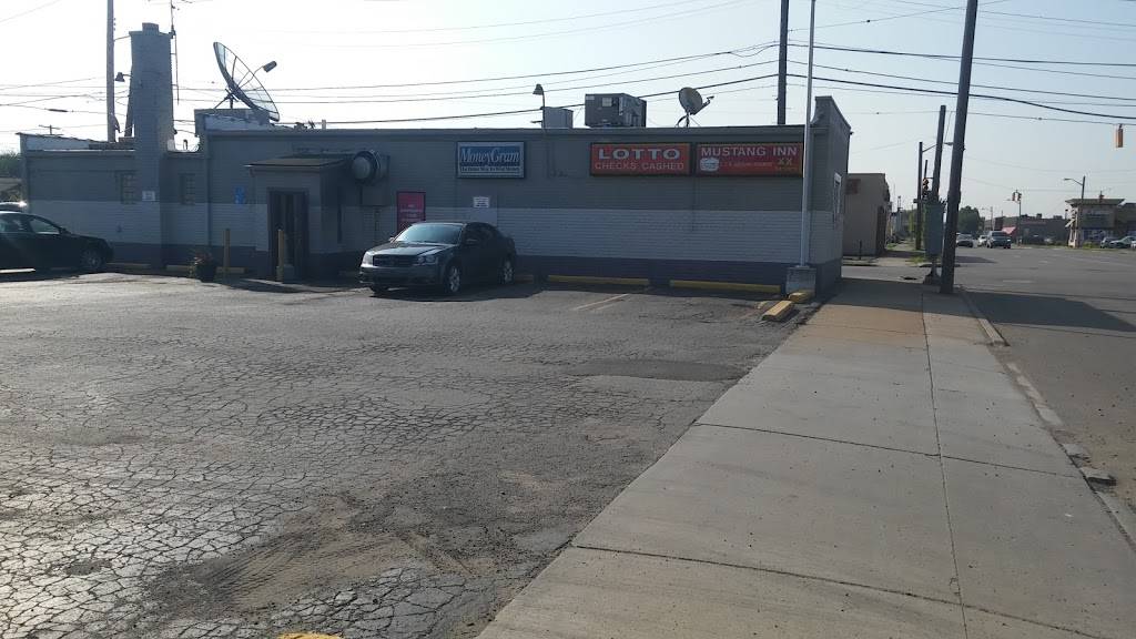 Mustang Inn | restaurant | 3400 Wyoming Ave, Dearborn, MI 48120, USA | 3138414655 OR +1 313-841-4655