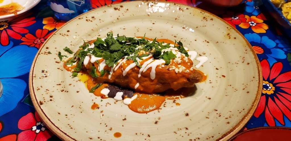 tKila Latin Kitchen & Bar | restaurant | 42010 Village Center Plaza #170, Aldie, VA 20105, USA | 7033275490 OR +1 703-327-5490