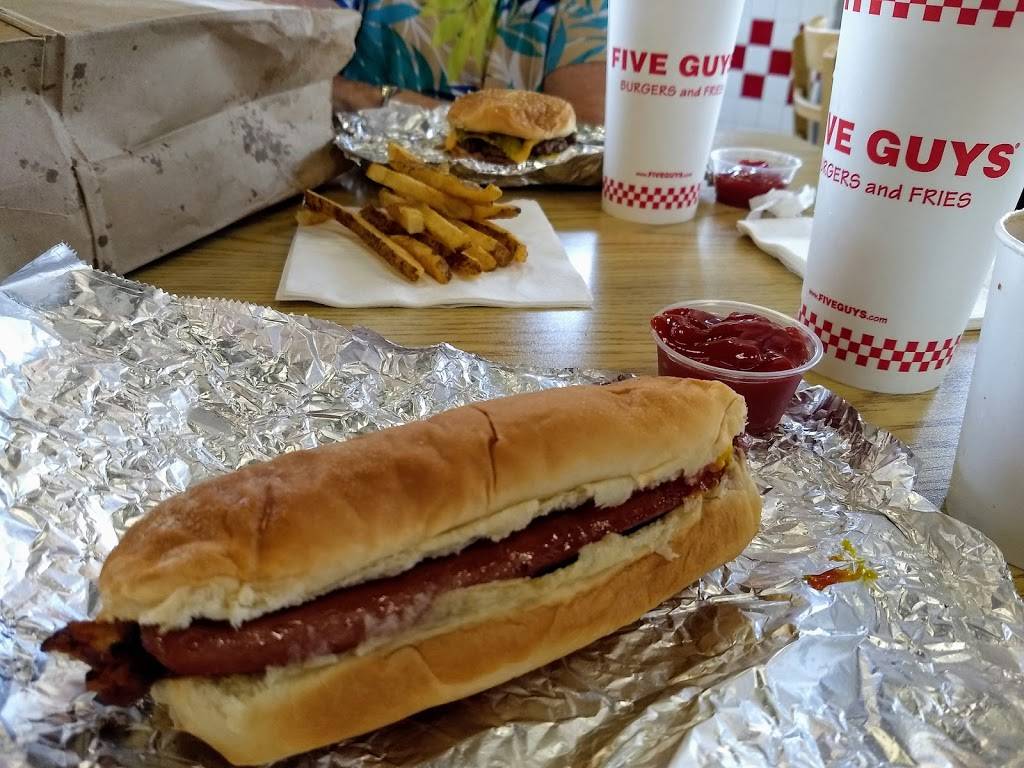 Five Guys | meal takeaway | 234 Brookview Centre Way, Knoxville, TN 37919, USA | 8656027701 OR +1 865-602-7701