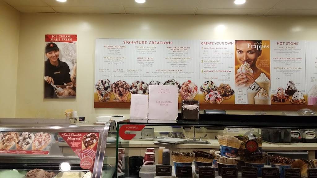 Cold Stone Creamery | bakery | 16135 South La Grange Road, Orland Park, IL 60467, USA | 7082264981 OR +1 708-226-4981