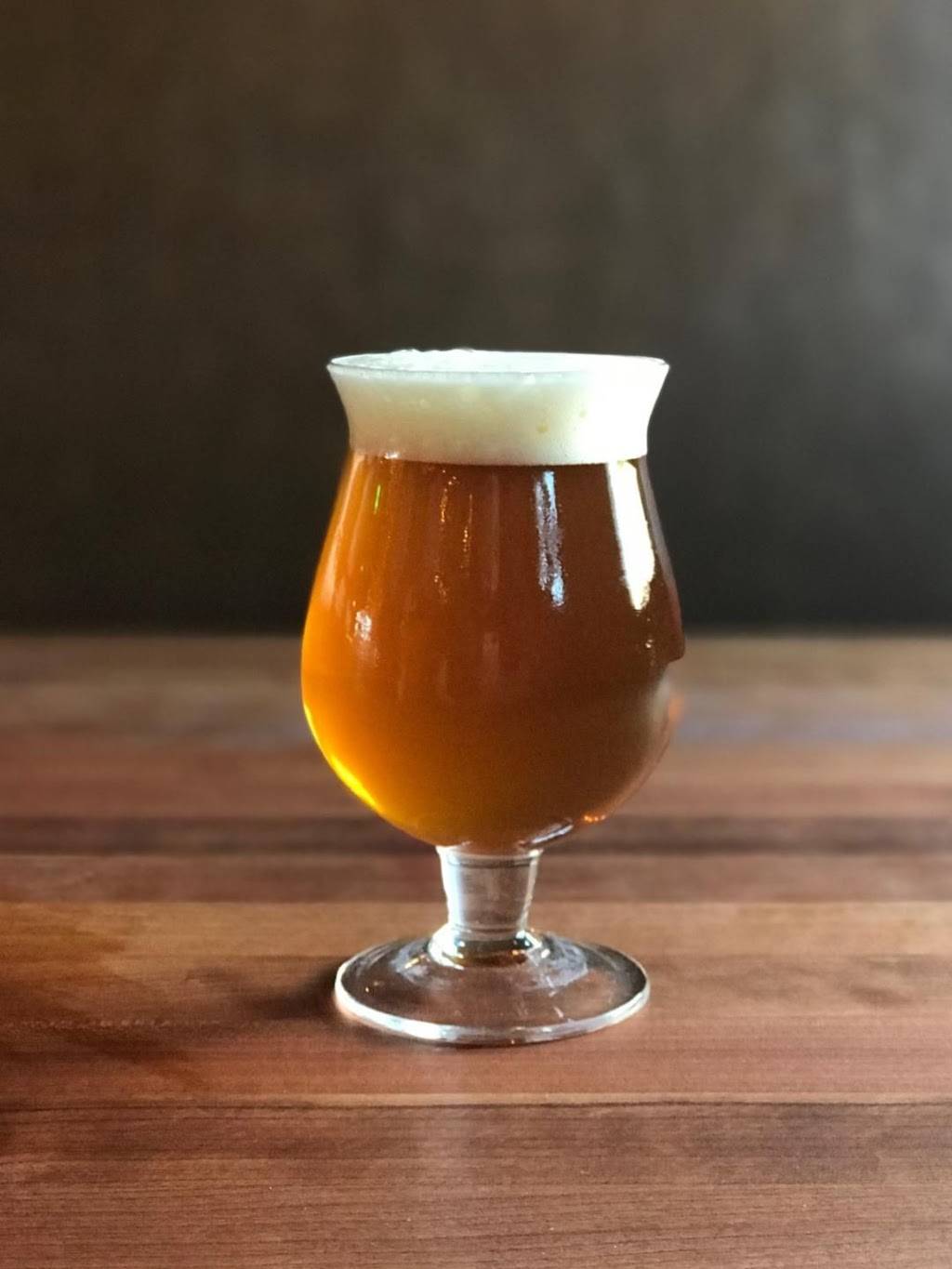 Pedals & Pints Brewing Company | restaurant | 156 W Hillcrest Dr, Thousand Oaks, CA 91360, USA | 8055510547 OR +1 805-551-0547