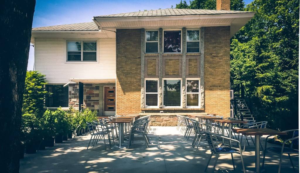 Le Mille Notre-Dame | restaurant | 1000 Rue Notre Dame, Saint-Césaire, QC J0L 1T0, Canada | 4508300909 OR +1 450-830-0909