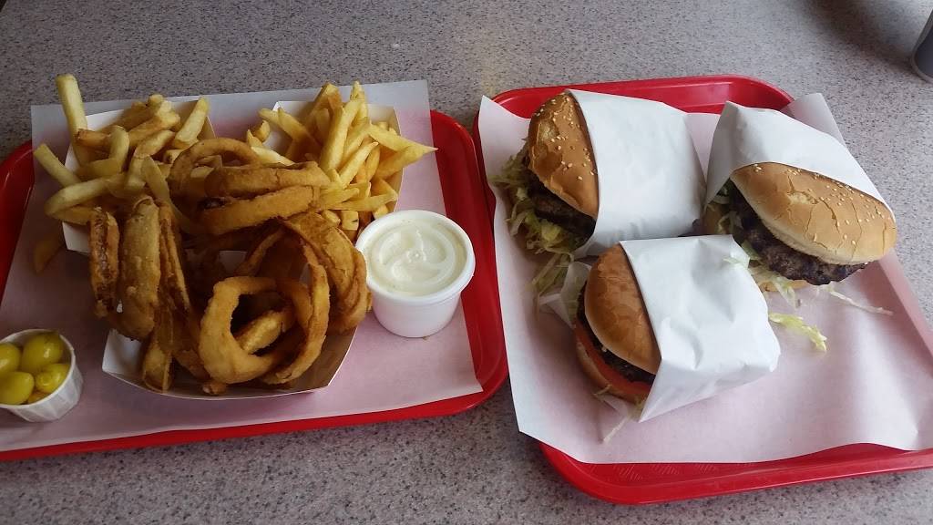 Omega Drive-In | restaurant | 309 W Chapman Ave, Orange, CA 92866, USA | 7145322022 OR +1 714-532-2022