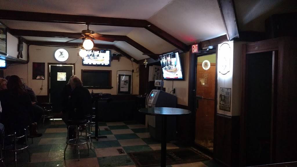 Flatterys | restaurant | 1130 Orchard Park Rd, West Seneca, NY 14224, USA | 7166749963 OR +1 716-674-9963