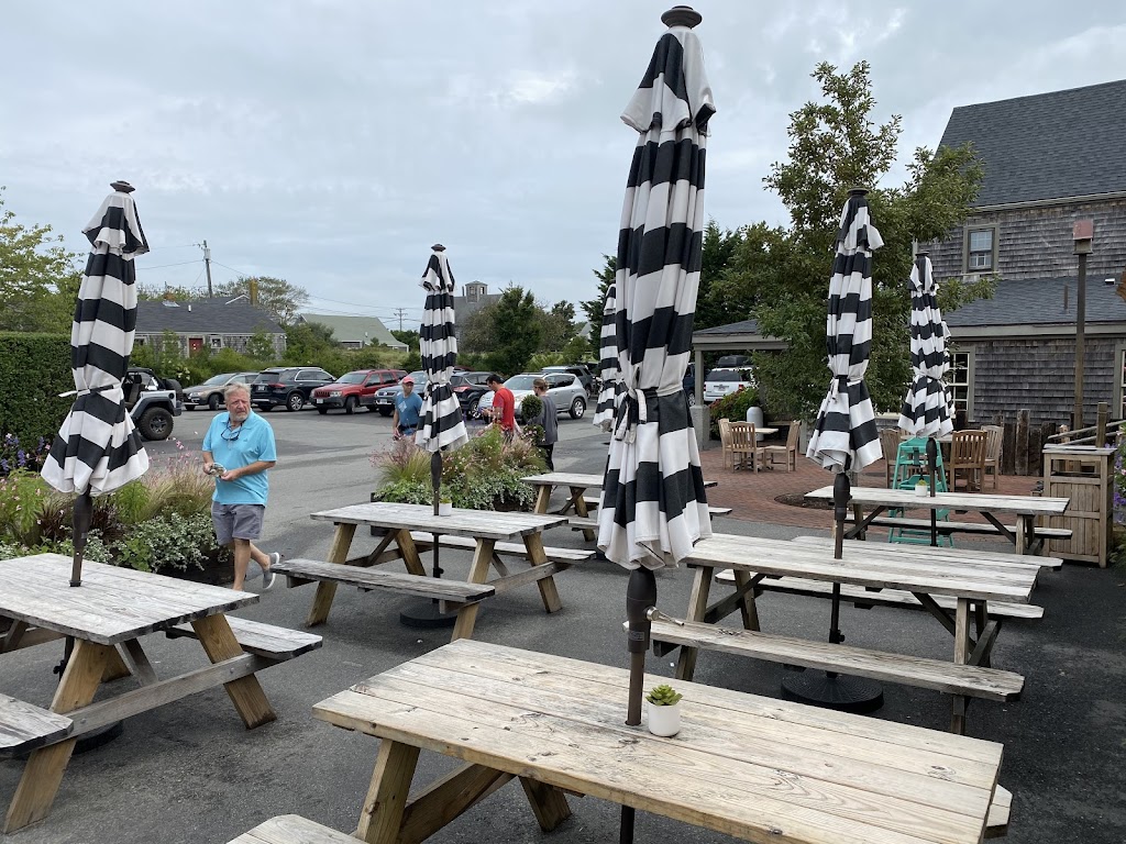 Island Kitchen | restaurant | 1 Chins Way, Nantucket, MA 02554, USA | 5082282639 OR +1 508-228-2639