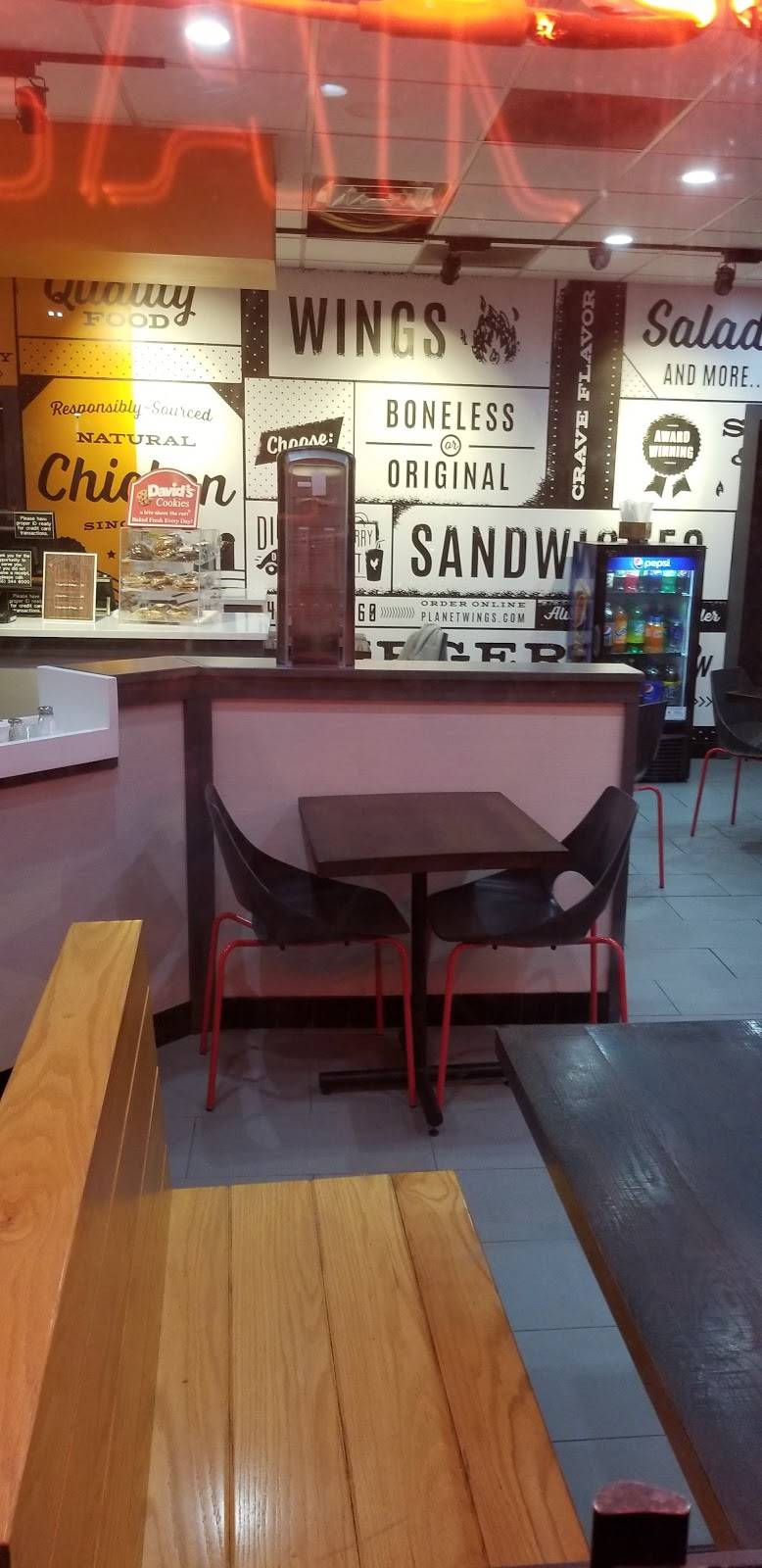 Planet Wings | restaurant | 171 W Main St, Middletown, NY 10940, USA | 8453460060 OR +1 845-346-0060