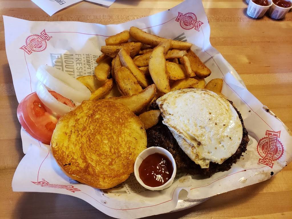 Fuddruckers | restaurant | 11023 Pecan Park Blvd, Cedar Park, TX 78613, USA | 5122191957 OR +1 512-219-1957