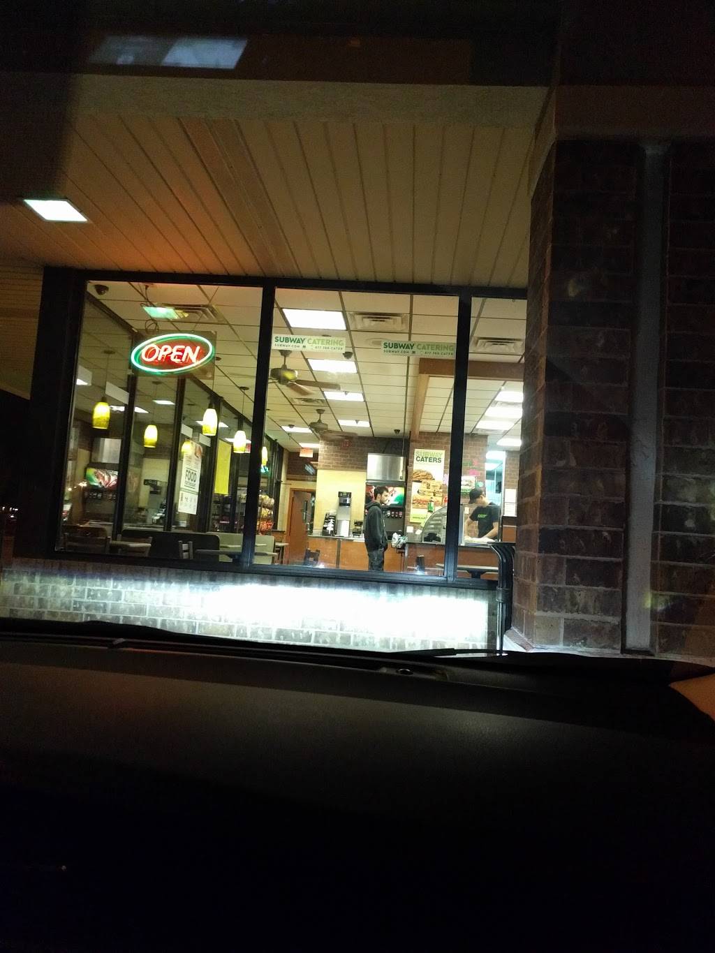 Subway Restaurants | restaurant | 109 Danada Square East, Wheaton, IL 60189, USA | 6304627827 OR +1 630-462-7827