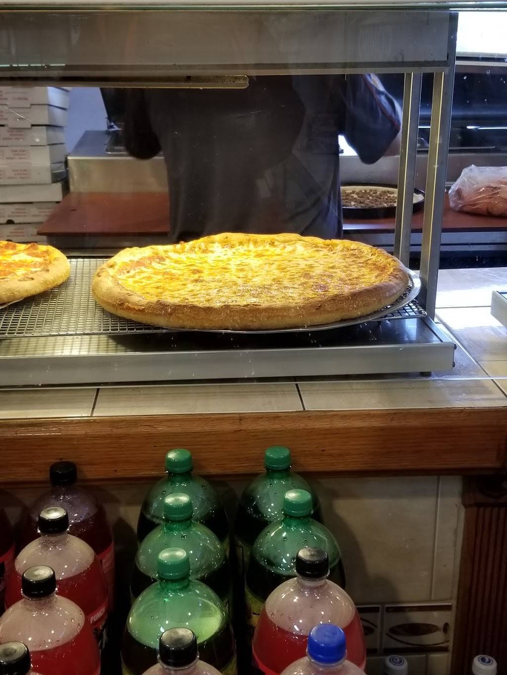 Dimitris Carry Out | meal takeaway | 4135 Patterson Ave, Baltimore, MD 21215, USA | 4103582040 OR +1 410-358-2040