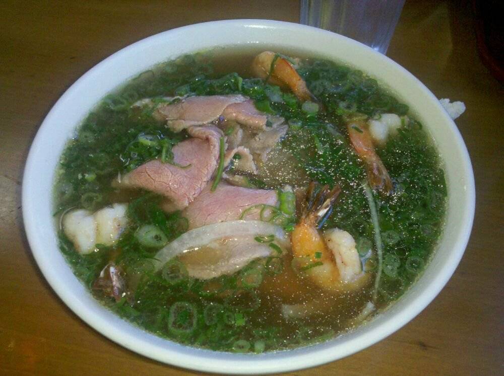 Pho Sao Bien Restaurant | restaurant | 1958 Garnet Ave, San Diego, CA 92109, USA | 8582729612 OR +1 858-272-9612