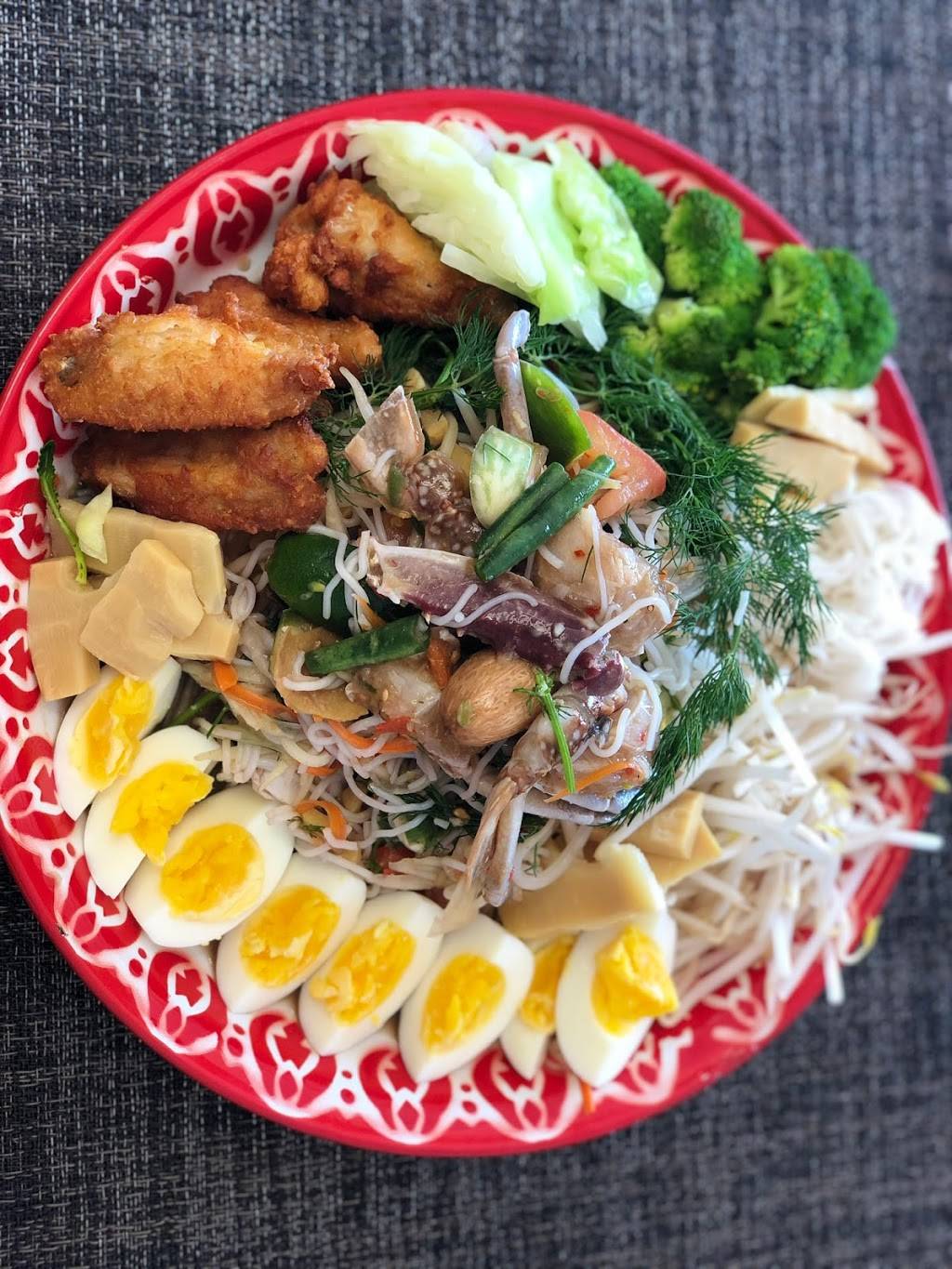 Ahhan Thai Cuisine | restaurant | 133 E Lomita Blvd, Carson, CA 90745, USA | 3105131418 OR +1 310-513-1418