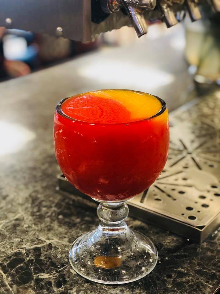 Huey Ps Pizzeria and Daiquiris | meal delivery | 7801 E St Bernard Hwy ste a, Violet, LA 70092, USA | 5043022444 OR +1 504-302-2444