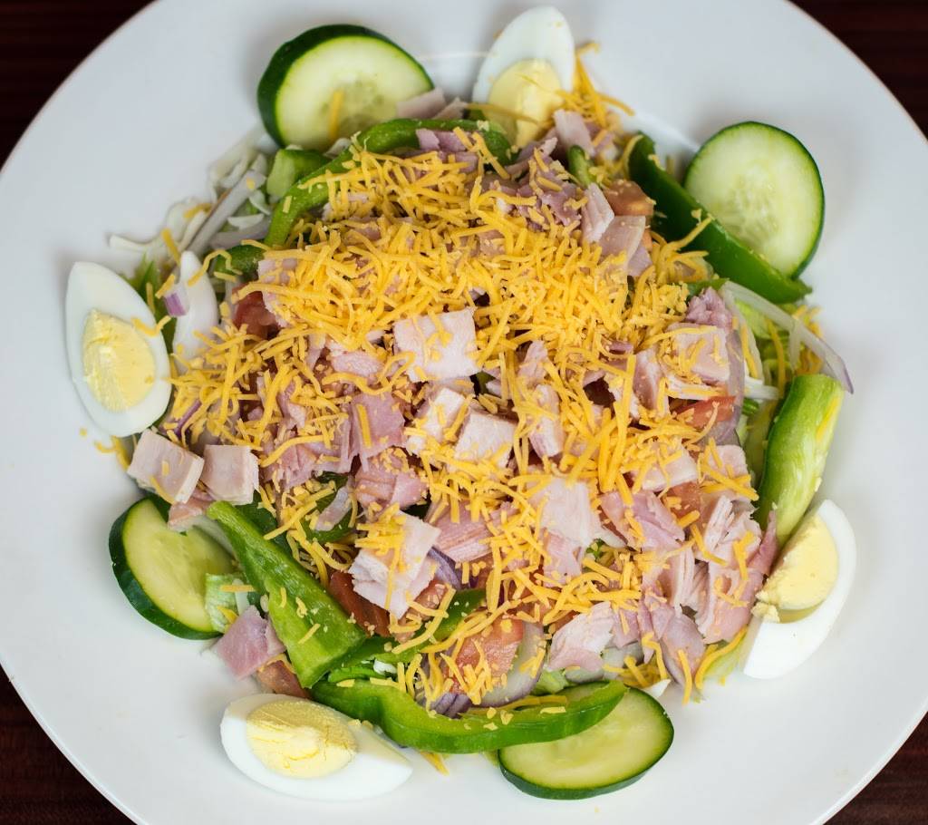 Wolf Den Family Restaurant | restaurant | 1901 W California St, Gainesville, TX 76240, USA | 9406659653 OR +1 940-665-9653