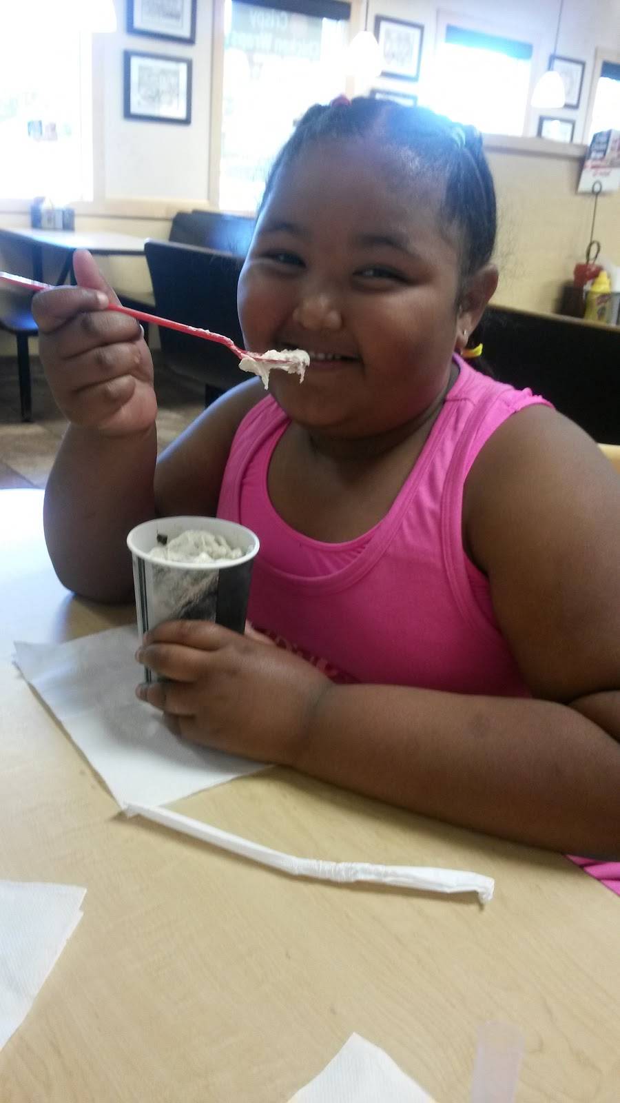 Dairy Queen | restaurant | 387 Fond Du Lac Ave, Fond du Lac, WI 54935, USA | 9209222663 OR +1 920-922-2663