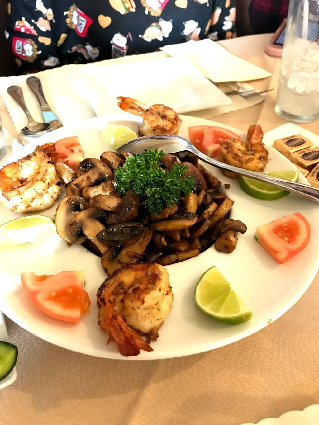 Darya Restaurant | restaurant | 1998 N Tustin St, Orange, CA 92865, USA | 7149212773 OR +1 714-921-2773