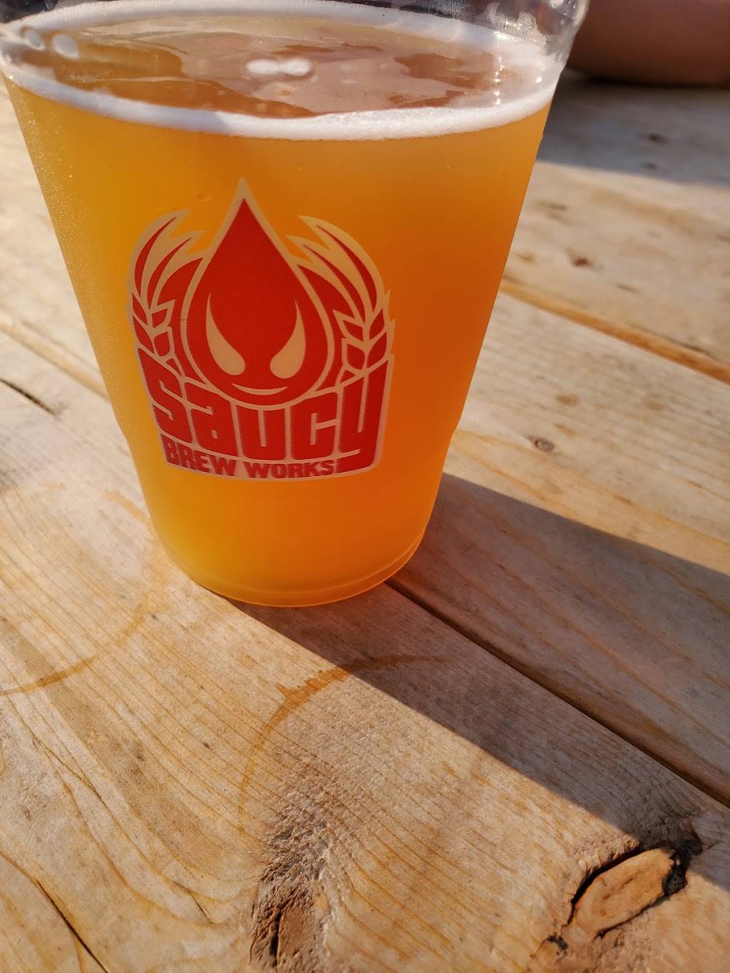 Vibe Garden by Saucy Brew Works | restaurant | 2828 Clinton Ave, Cleveland, OH 44113, USA | 2166662568 OR +1 216-666-2568