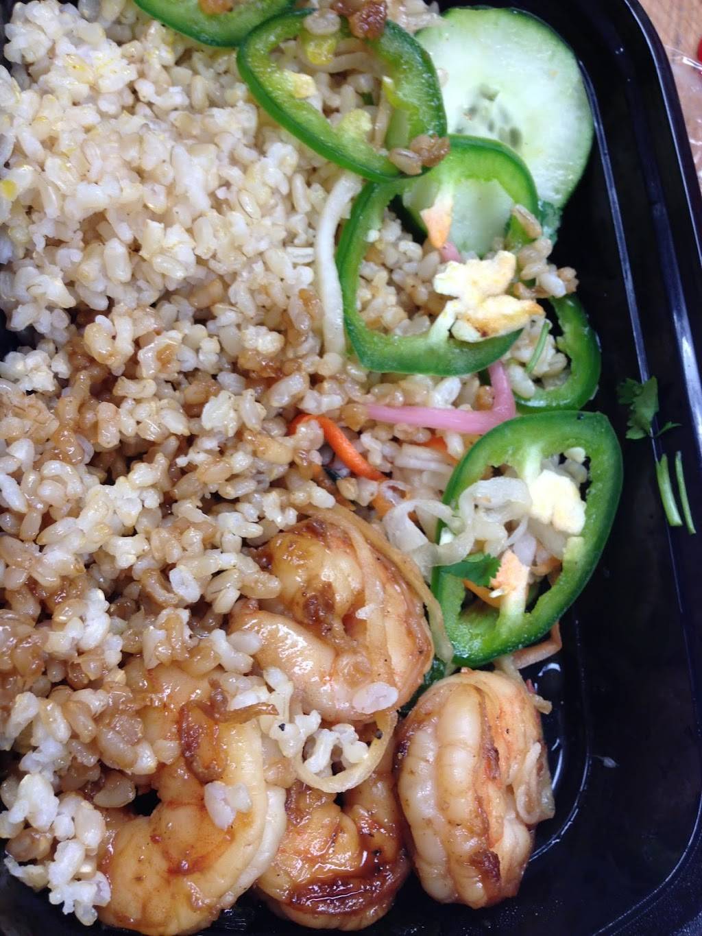 Saigon Sisters (French Market) | restaurant | 131 N Clinton St, Chicago, IL 60661, USA | 3124960094 OR +1 312-496-0094