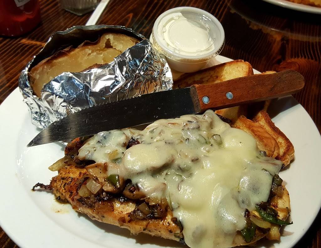 Cornbreads Kitchen | restaurant | 117 Main Ave N, Fayetteville, TN 37334, USA | 9315575117 OR +1 931-557-5117