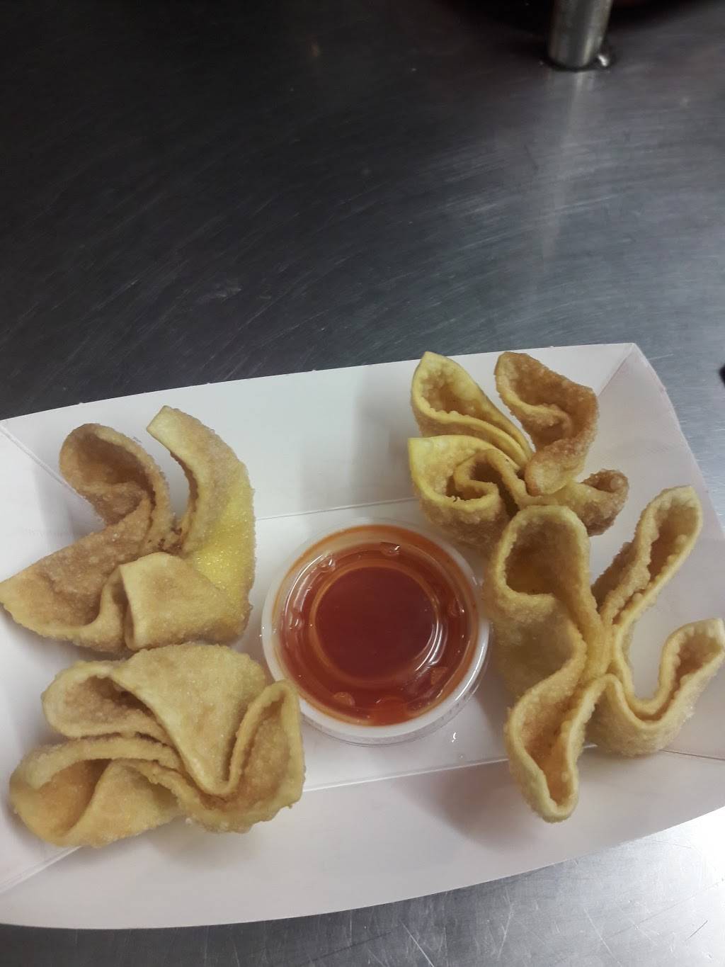 Golden Seafood | meal takeaway | 2641 Van Brunt Blvd, Kansas City, MO 64127, USA | 8168615888 OR +1 816-861-5888