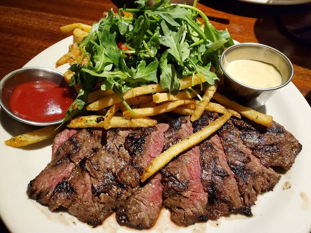 Not Your Average Joes | restaurant | 55 Main St, Watertown, MA 02472, USA | 6179269229 OR +1 617-926-9229