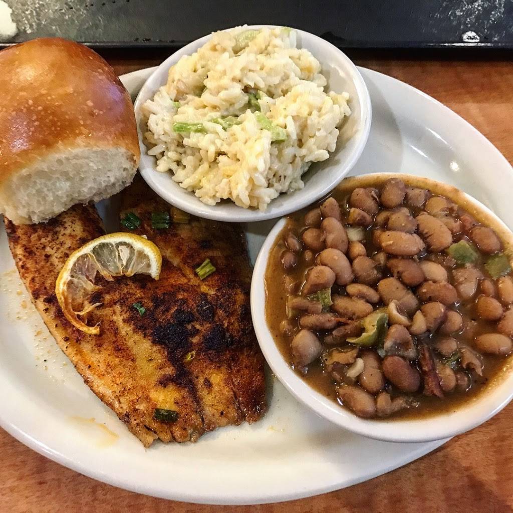Lubys | restaurant | 6301 Northwest Loop 410, San Antonio, TX 78238, USA | 2105218696 OR +1 210-521-8696