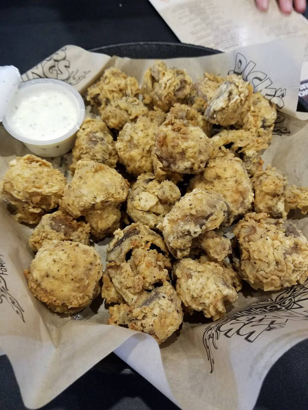 Dicks Wings And Grill Mandarin | restaurant | 10550 Old St Augustine Rd, Jacksonville, FL 32257, USA | 9048807087 OR +1 904-880-7087