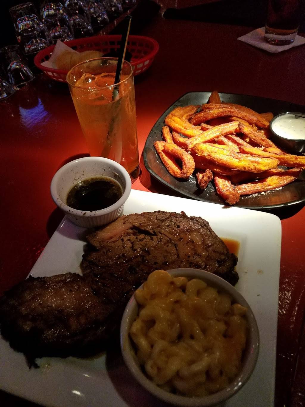 Central 111 Tapas Lounge | restaurant | 401 N Great Neck Rd #111, Virginia Beach, VA 23454, USA | 7572221022 OR +1 757-222-1022