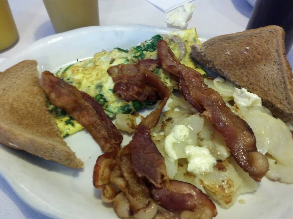 Athenian Restaurant | restaurant | 6824 Torresdale Ave, Philadelphia, PA 19135, USA | 2156244361 OR +1 215-624-4361