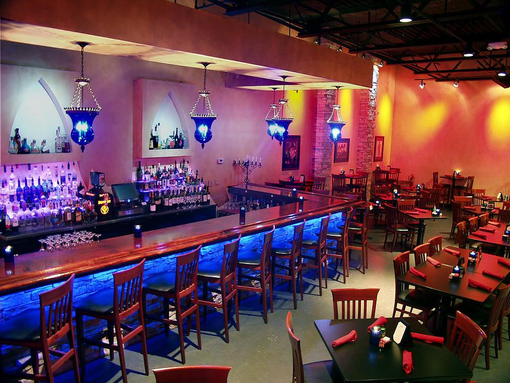 Visani Restaurant and Comedy Theater | restaurant | 2400 Kings Hwy, Port Charlotte, FL 33980, USA | 9416299191 OR +1 941-629-9191