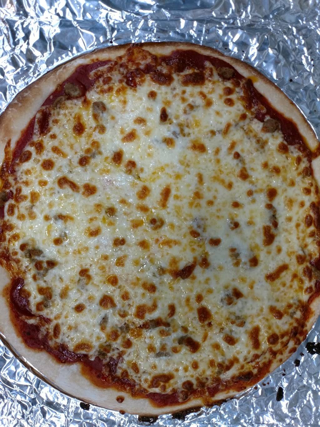 Crazy Lady Restaurant & Bar | restaurant | 1116, 128 E Lima St, Forest, OH 45843, USA | 4192733094 OR +1 419-273-3094